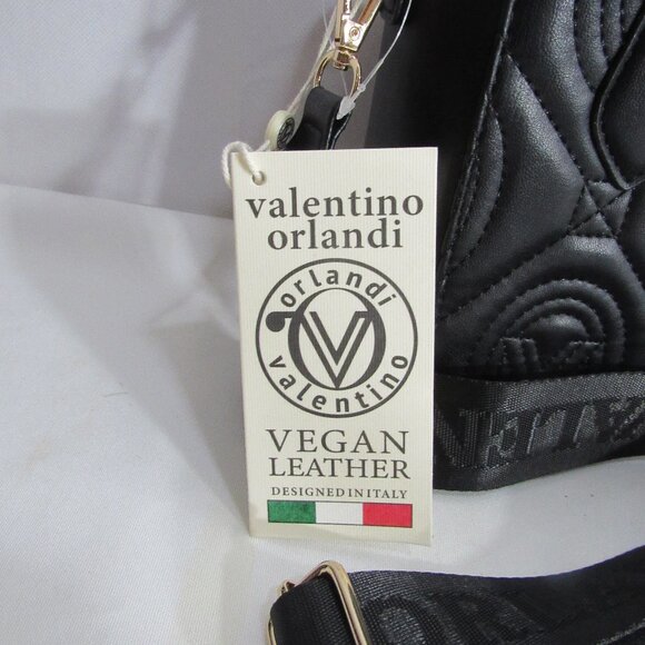 VALENTINO BLACK SWEET LITTLE TOTE NWT, 9" X 7" GUITAR STRAP ADJUSTABLE SNAP CLOS - Picture 3 of 10